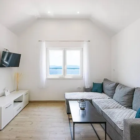 Kuca Za Odmor Farska Apartment Nerezisca